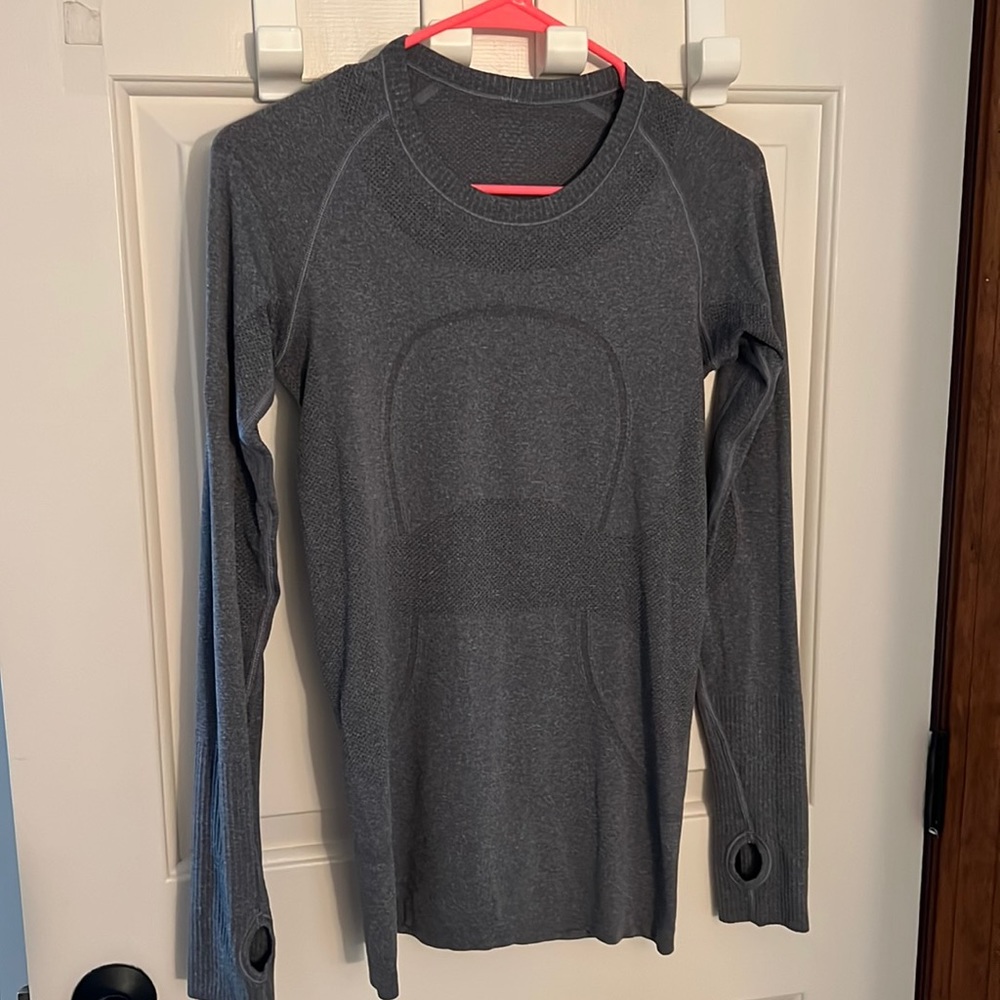 Lululemon Swiftly Tech Long Sleeve